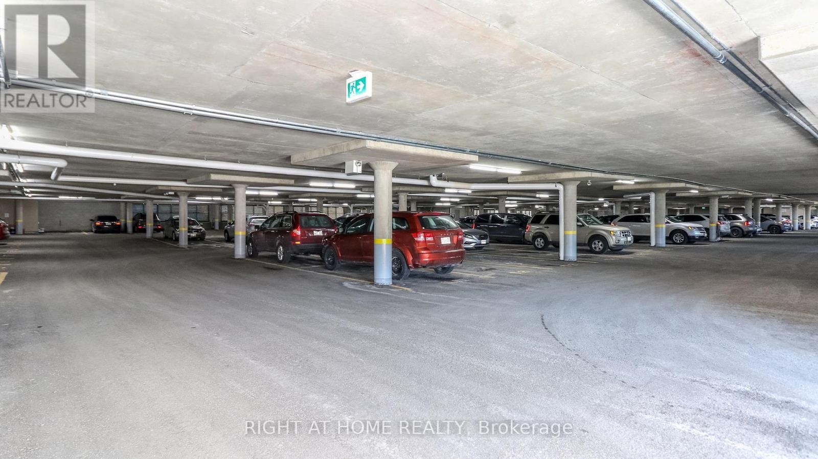 












106 - 90 DEAN AVENUE

,
Barrie (Painswick South),




Ontario
L4N0M3

