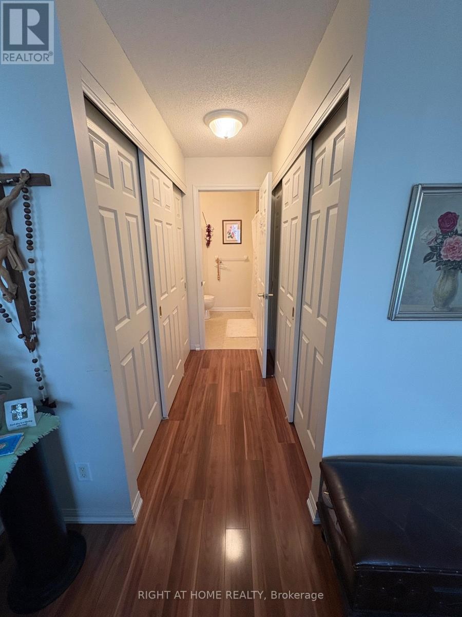 












106 - 90 DEAN AVENUE

,
Barrie (Painswick South),




Ontario
L4N0M3

