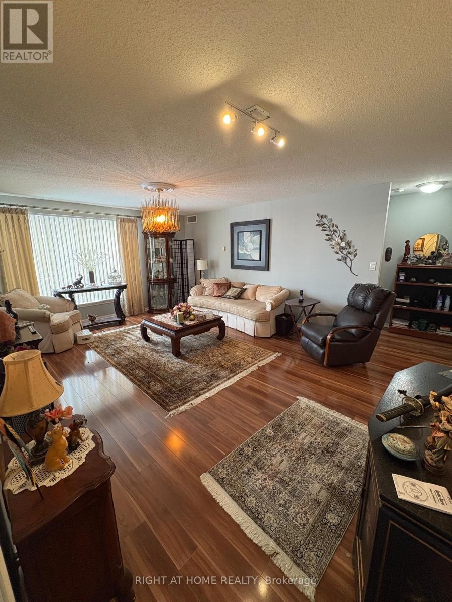 












106 - 90 DEAN AVENUE

,
Barrie (Painswick South),




Ontario
L4N0M3

