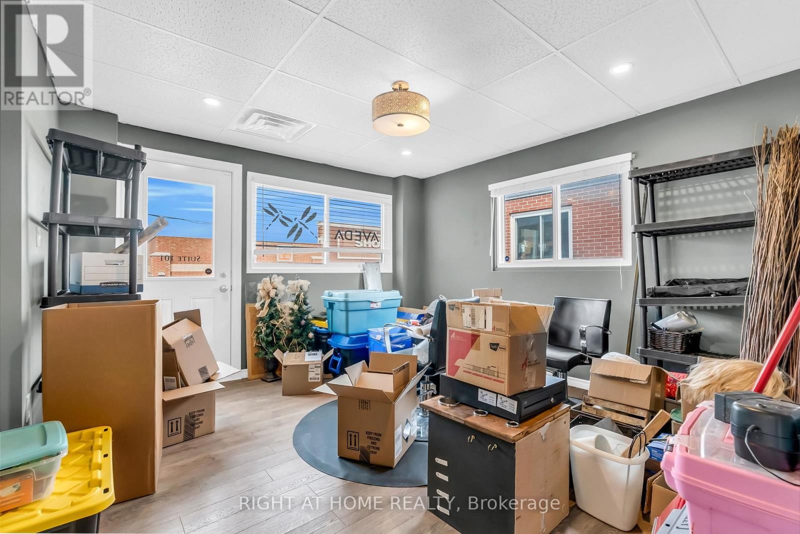 












32 MATCHEDASH STREET N

,
Orillia,




Ontario
L3V4T5

