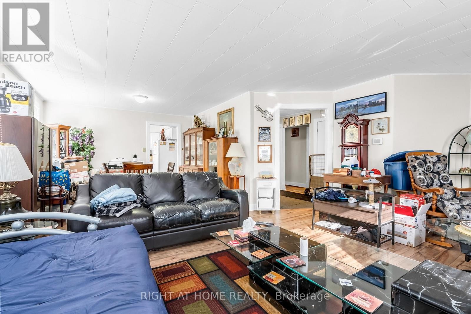 












32 MATCHEDASH STREET N

,
Orillia,




Ontario
L3V4T5

