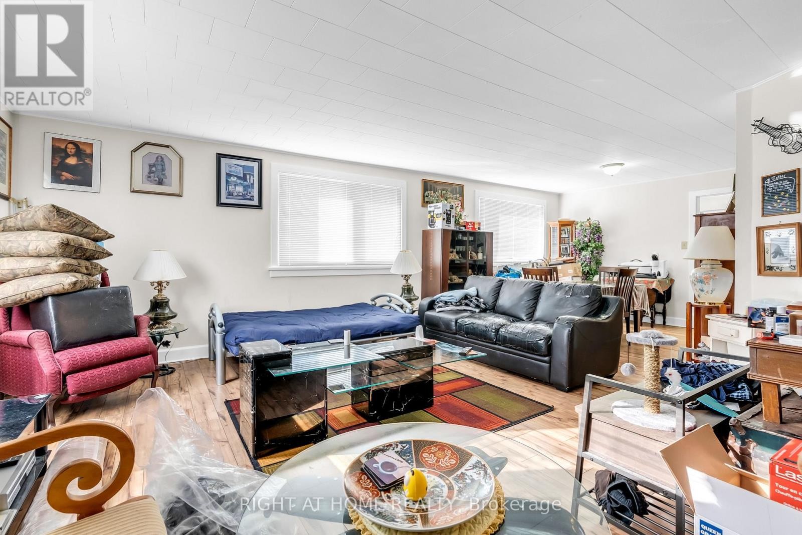 












32 MATCHEDASH STREET N

,
Orillia,




Ontario
L3V4T5

