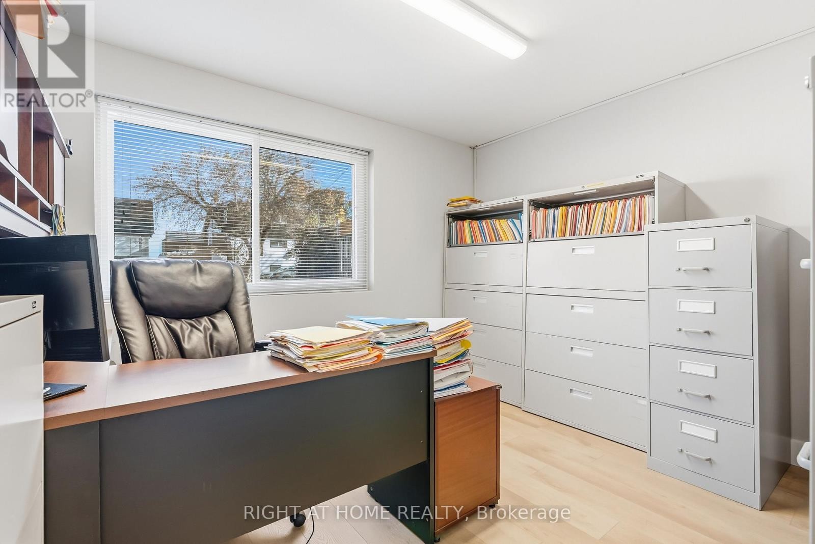 












32 MATCHEDASH STREET N

,
Orillia,




Ontario
L3V4T5

