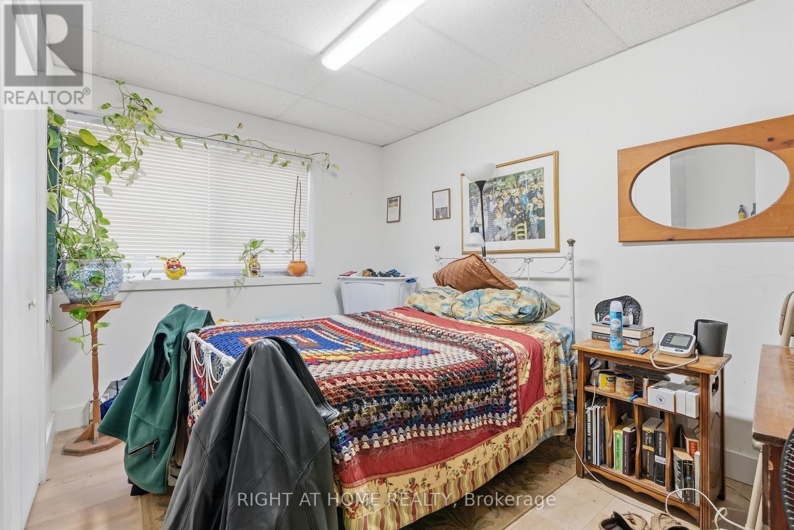 












32 MATCHEDASH STREET N

,
Orillia,




Ontario
L3V4T5

