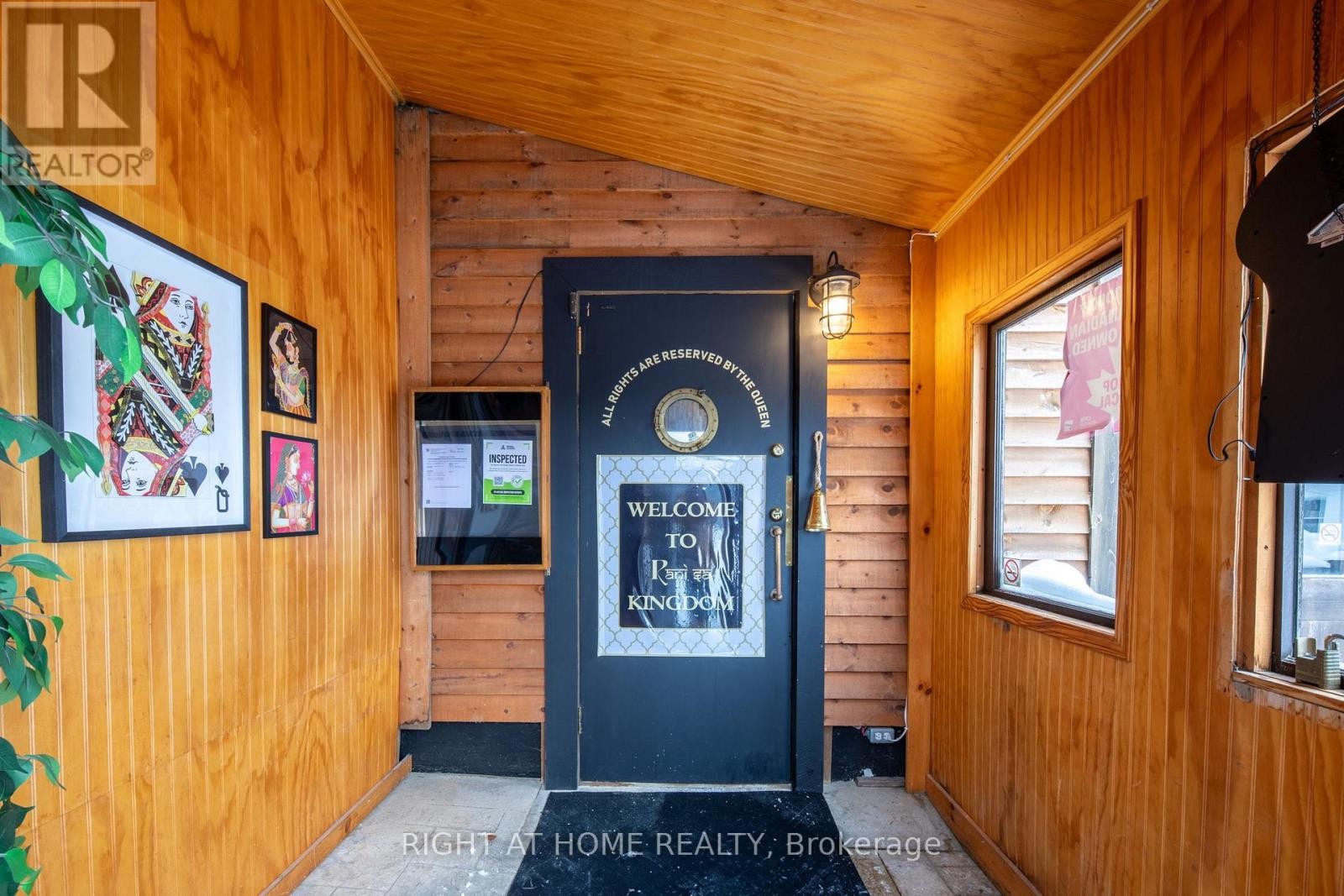 












345 KING STREET

,
Midland,




Ontario
L4R3M7

