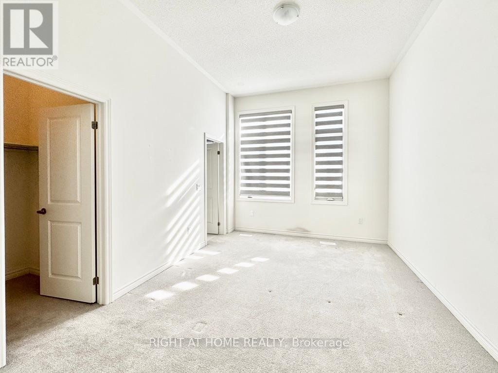 












6 DAISY STREET

,
Springwater (Midhurst),




Ontario
L9X2C5

