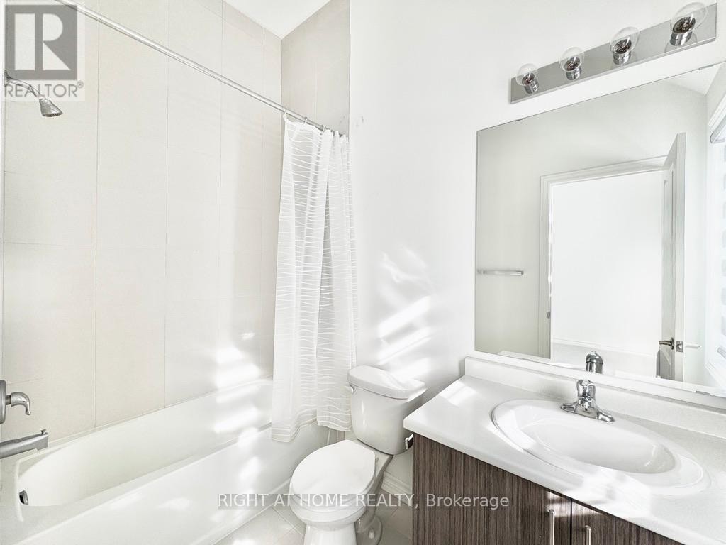 












6 DAISY STREET

,
Springwater (Midhurst),




Ontario
L9X2C5

