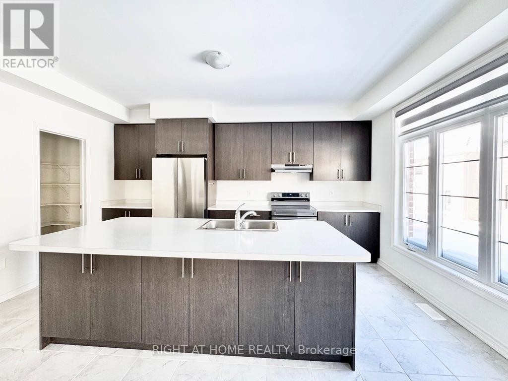 












6 DAISY STREET

,
Springwater (Midhurst),




Ontario
L9X2C5

