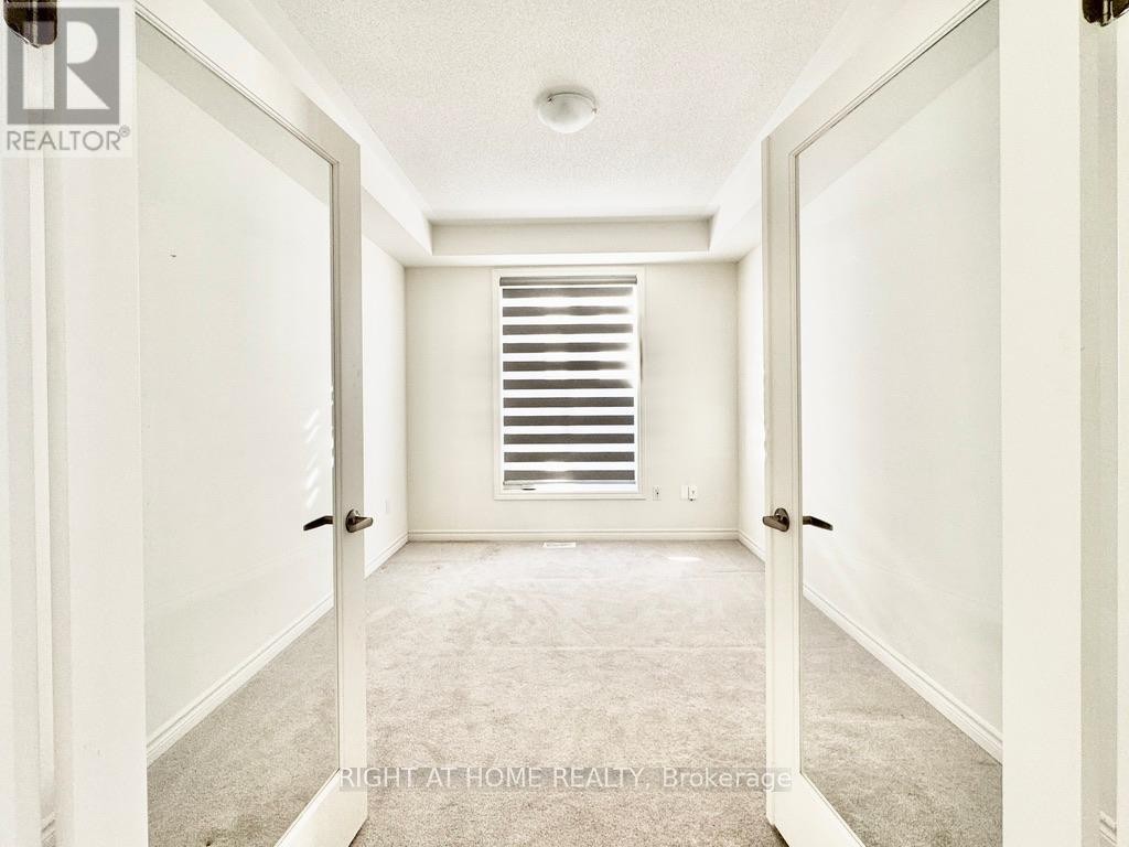 












6 DAISY STREET

,
Springwater (Midhurst),




Ontario
L9X2C5

