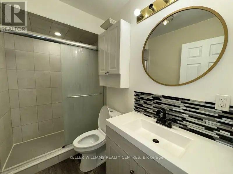 












UPPER - 51 MCDOUGALL DRIVE

,
Barrie (West Bayfield),




Ontario
L4N7H7

