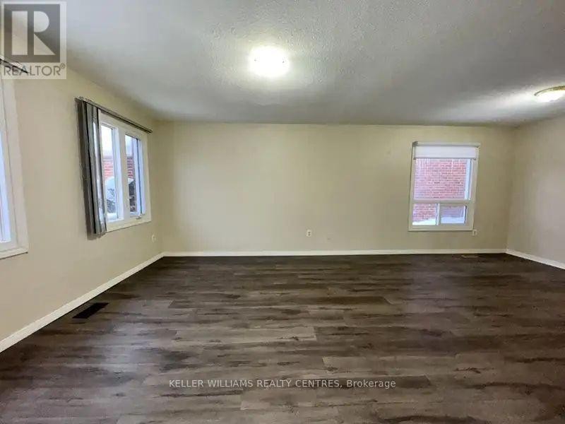 












UPPER - 51 MCDOUGALL DRIVE

,
Barrie (West Bayfield),




Ontario
L4N7H7

