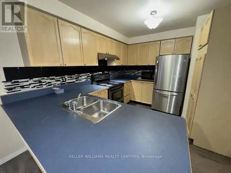 












UPPER - 51 MCDOUGALL DRIVE

,
Barrie (West Bayfield),




Ontario
L4N7H7

