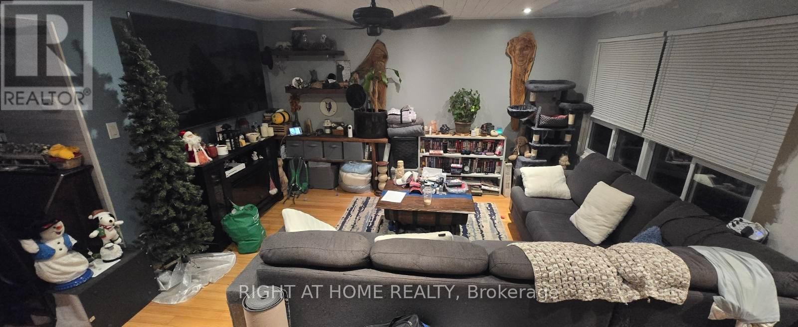 












K6 - 63 FERRIS LANE

,
Barrie (Cundles East),




Ontario
L4M5C4

