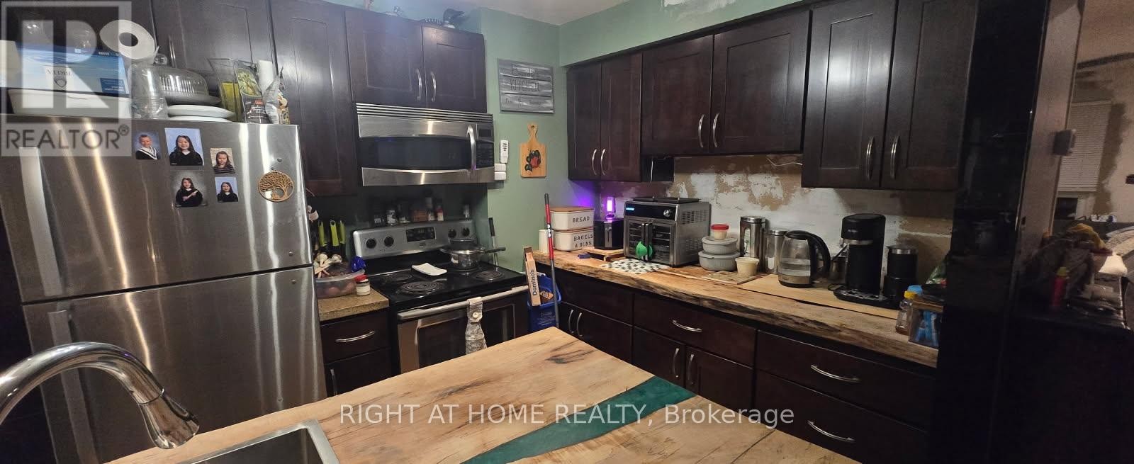 












K6 - 63 FERRIS LANE

,
Barrie (Cundles East),




Ontario
L4M5C4

