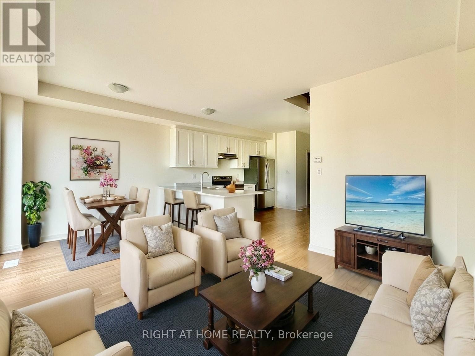 












107 SAGEWOOD AVENUE

,
Barrie (Painswick South),




Ontario
L9J0K5

