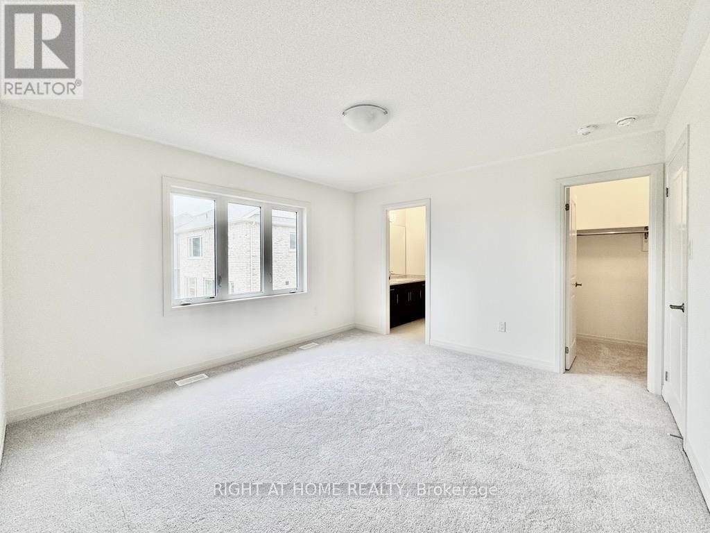 












107 SAGEWOOD AVENUE

,
Barrie (Painswick South),




Ontario
L9J0K5

