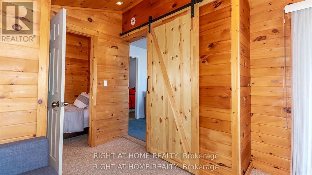 












20 LONG POINT ROAD

,
Tay (Waubaushene),




Ontario
L0K2C0

