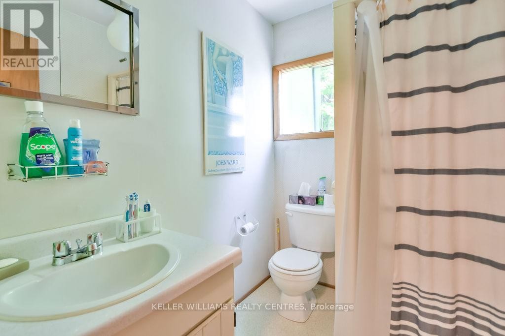 












379 CHAMPLAIN ROAD

,
Penetanguishene,




Ontario
L9M1S3

