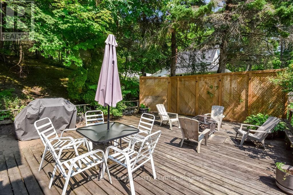 












379 CHAMPLAIN ROAD

,
Penetanguishene,




Ontario
L9M1S3

