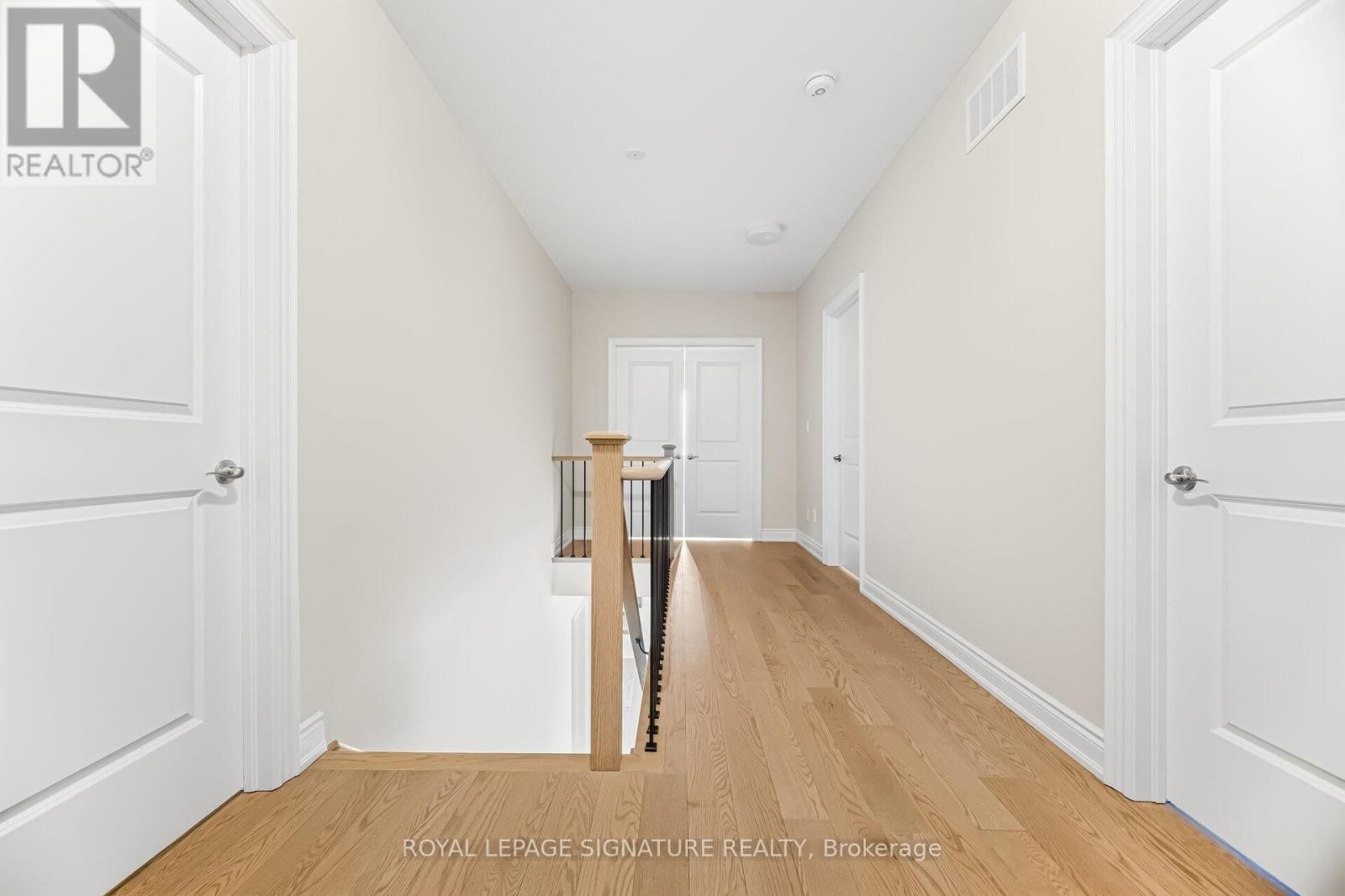 












78 BEARBERRY ROAD

,
Springwater (Midhurst),




Ontario
L9X2C9

