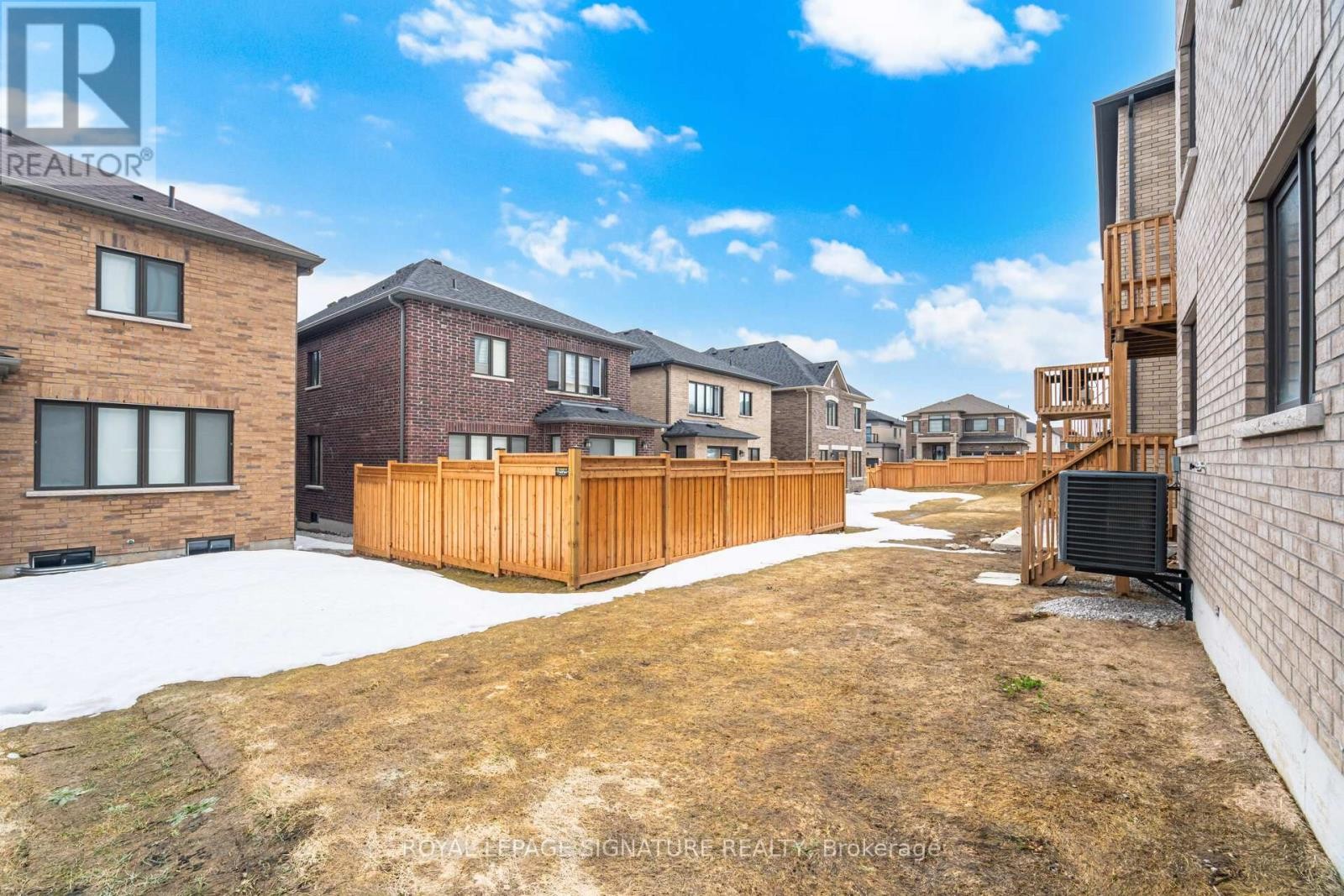 












78 BEARBERRY ROAD

,
Springwater (Midhurst),




Ontario
L9X2C9

