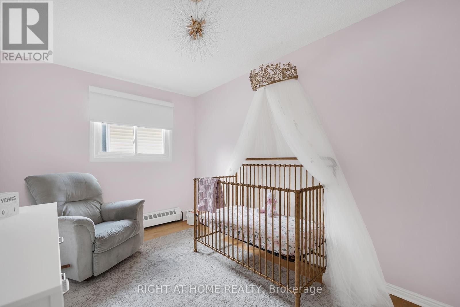 












361 HICKLING TRAIL

,
Barrie (Grove East),




Ontario
L4M6A4

