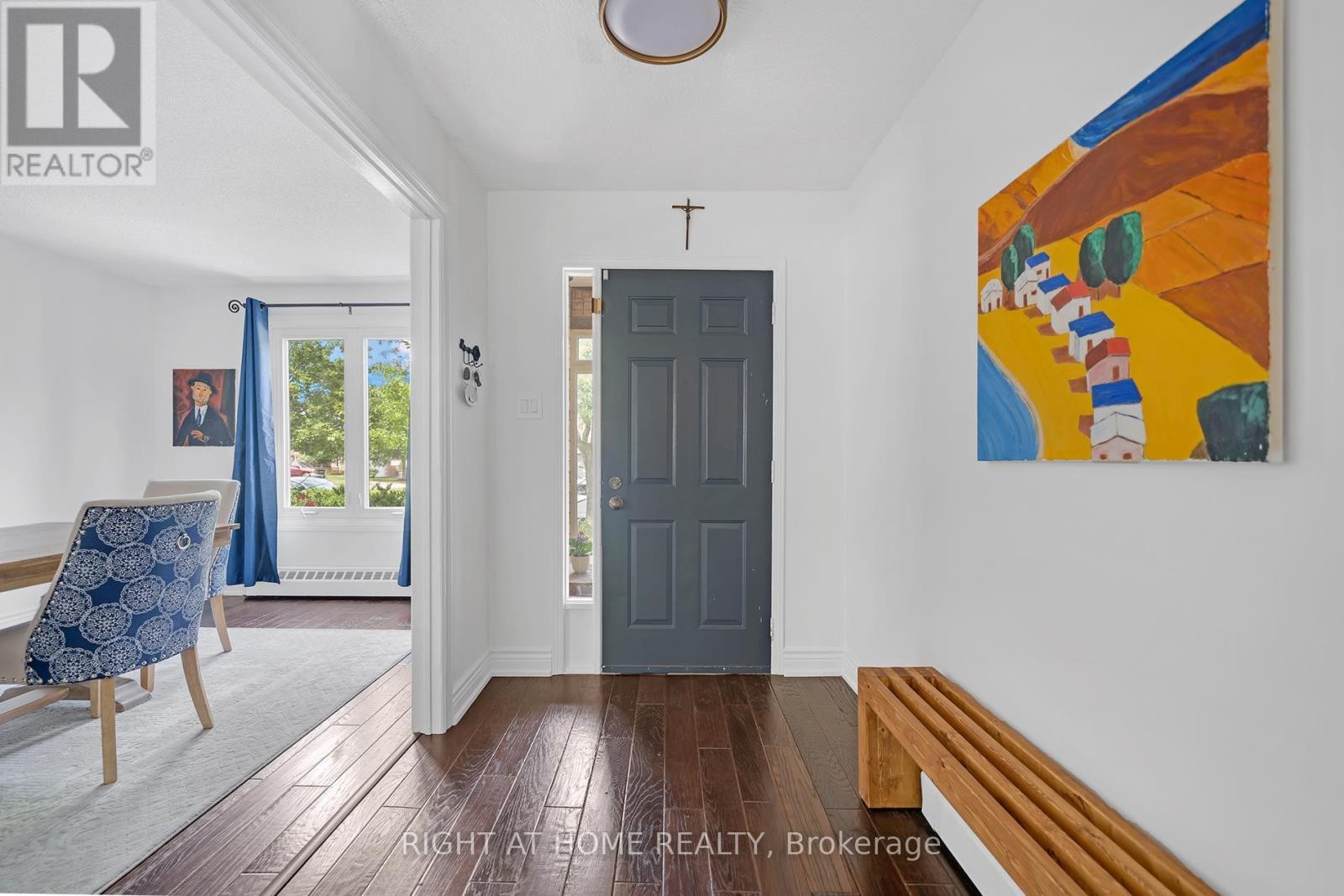 












361 HICKLING TRAIL

,
Barrie (Grove East),




Ontario
L4M6A4

