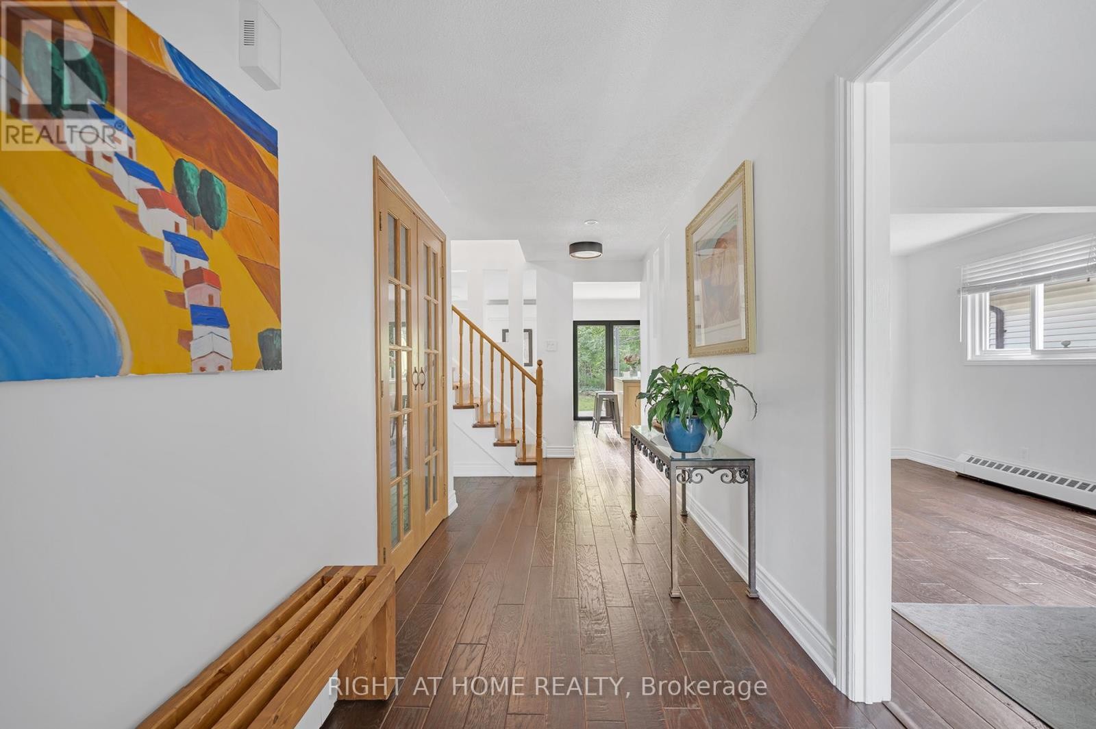 












361 HICKLING TRAIL

,
Barrie (Grove East),




Ontario
L4M6A4

