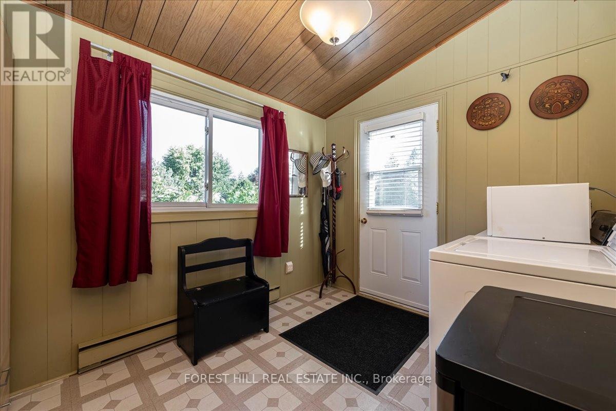 












67 LAKE AVENUE

,
Ramara,




Ontario
L0K1B0


