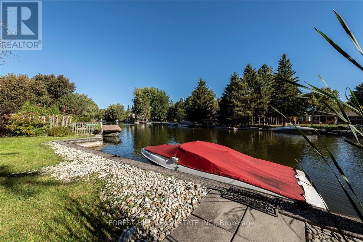 












67 LAKE AVENUE

,
Ramara,




Ontario
L0K1B0


