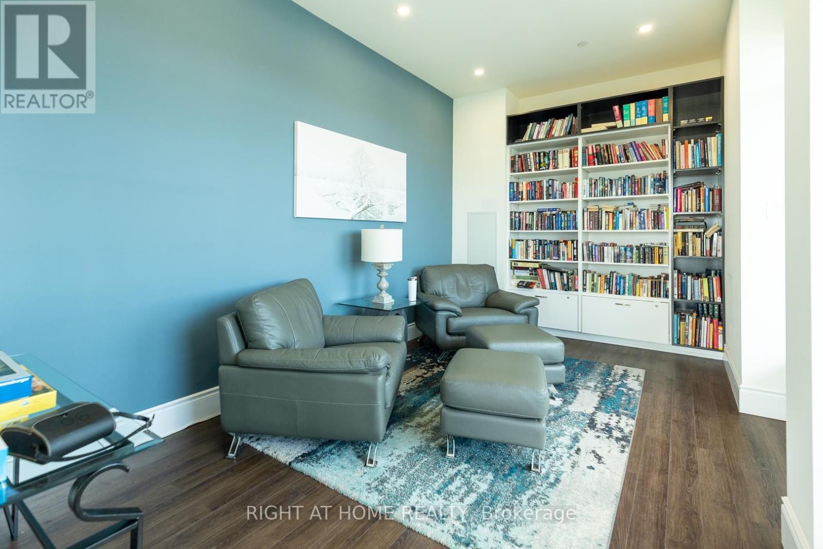 












705 - 90 ORCHARD POINT ROAD

,
Orillia,




Ontario
L3V8K4


