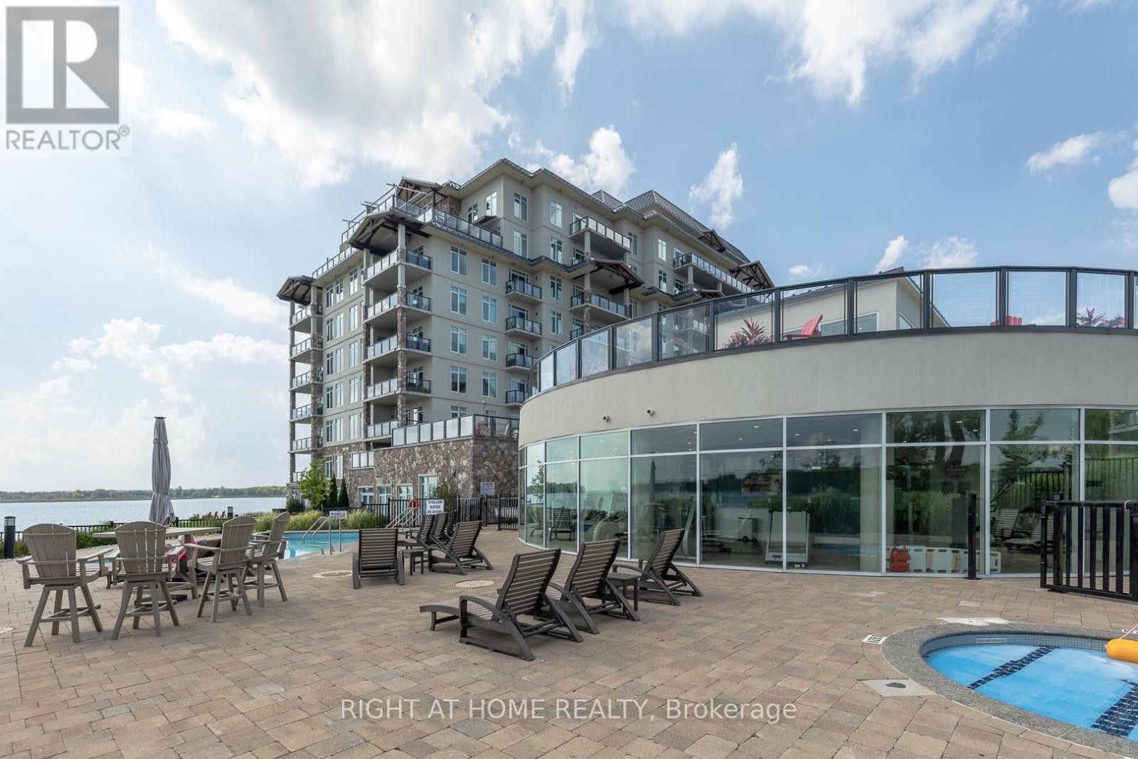 












705 - 90 ORCHARD POINT ROAD

,
Orillia,




Ontario
L3V8K4

