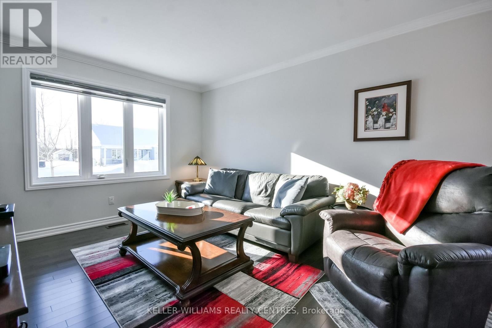 












10 SINCLAIR CRESCENT

,
Ramara (Atherley),




Ontario
L3V8K1

