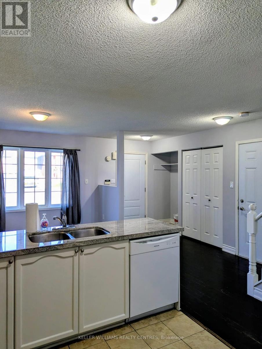 












UPPER - 152 MADELAINE DRIVE

,
Barrie (Painswick South),




Ontario
L4N0N1

