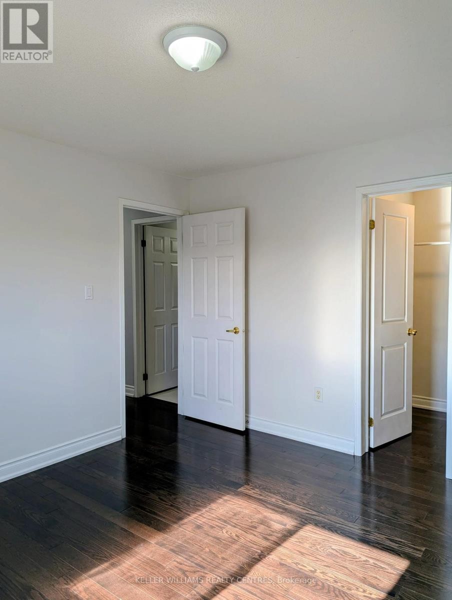 












UPPER - 152 MADELAINE DRIVE

,
Barrie (Painswick South),




Ontario
L4N0N1

