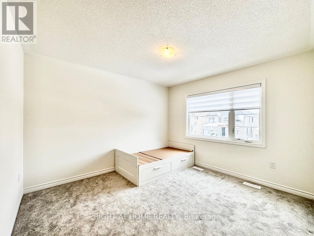 












79 CALYPSO AVENUE

,
Springwater (Midhurst),




Ontario
L9X2C5

