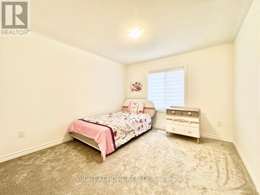 












79 CALYPSO AVENUE

,
Springwater (Midhurst),




Ontario
L9X2C5

