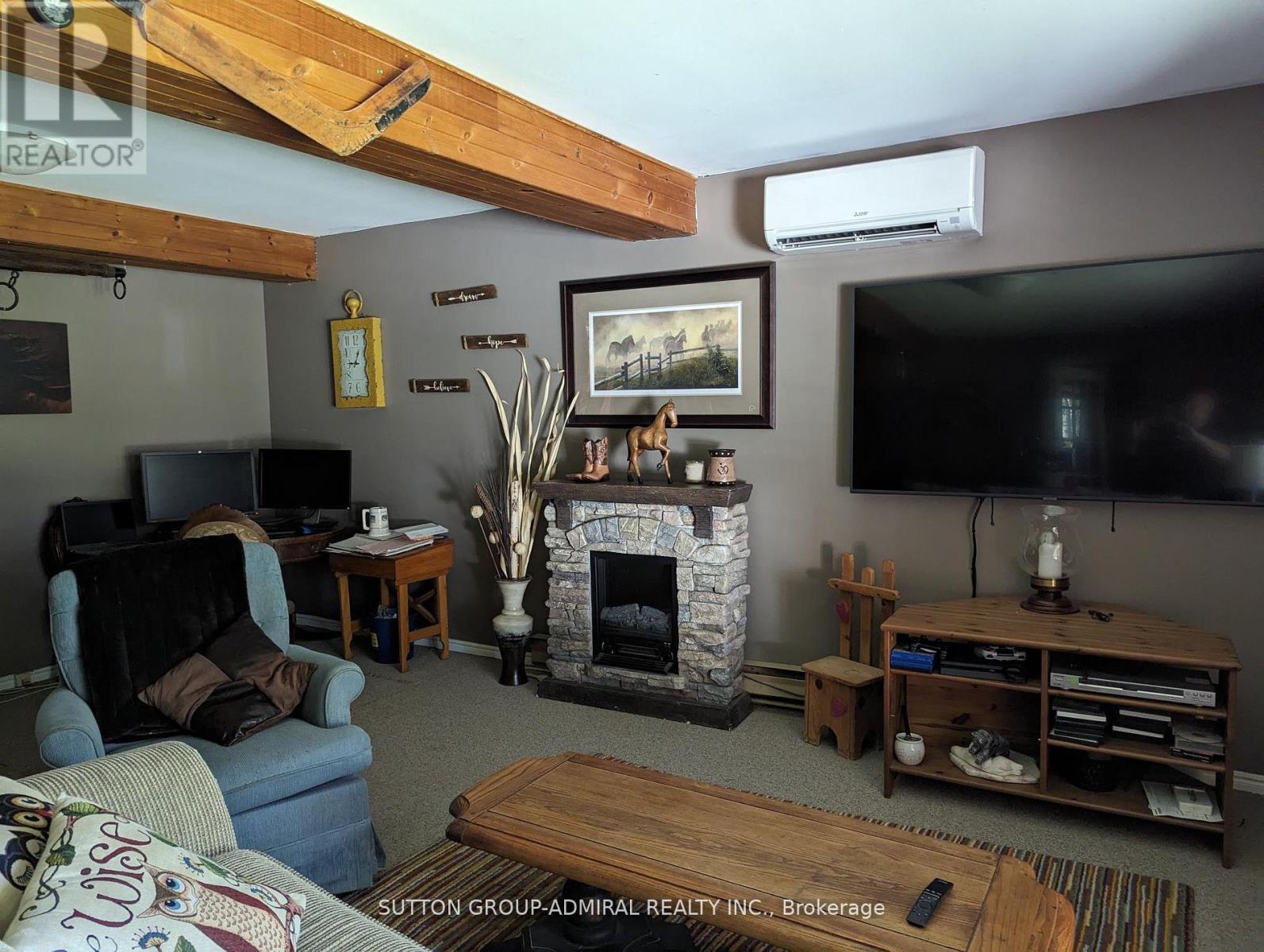 












227005 BRENTHA ROAD

,
Englehart (Central Timiskaming),







Ontario
P0J1H0

