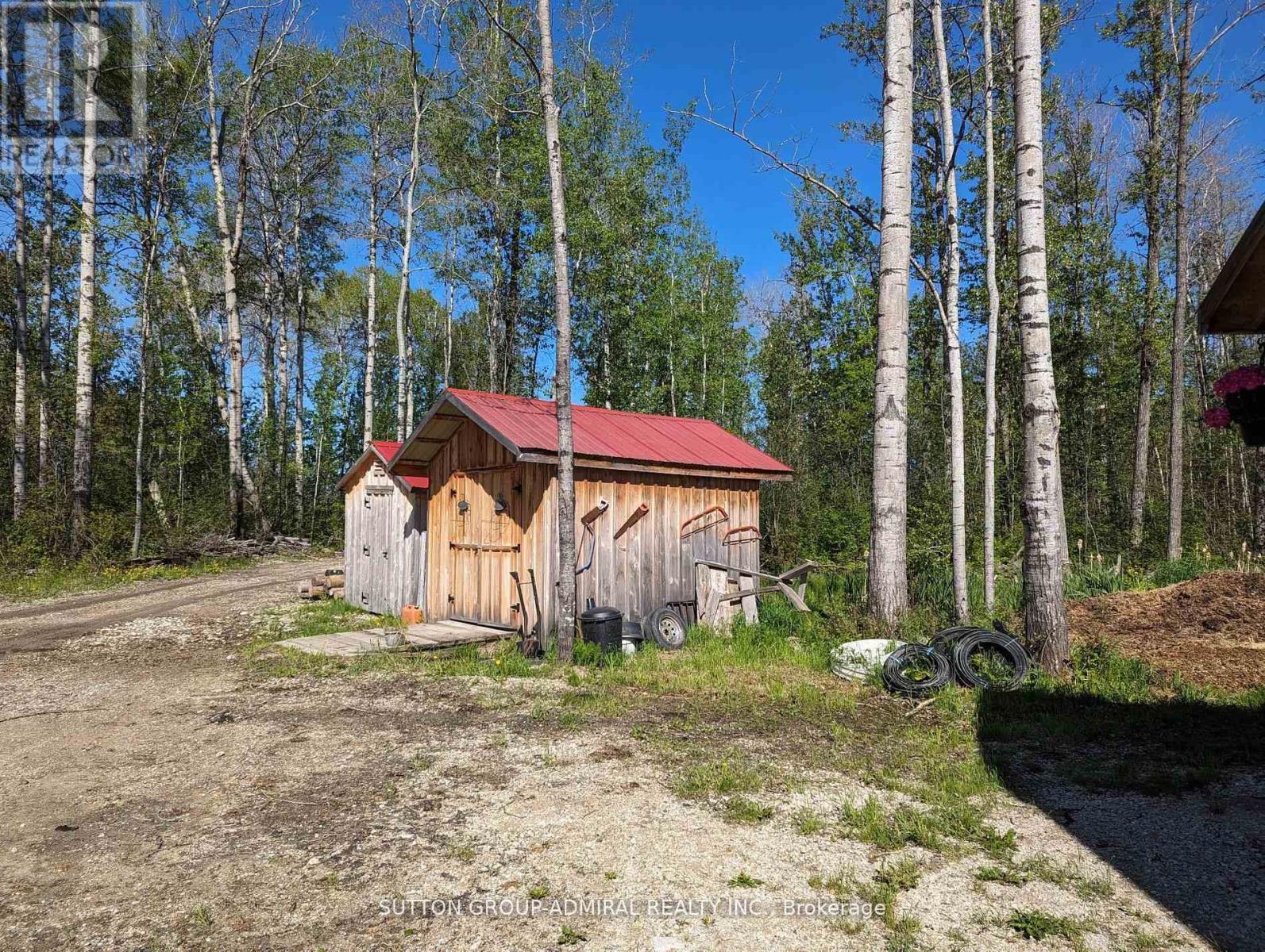 












227005 BRENTHA ROAD

,
Englehart (Central Timiskaming),







Ontario
P0J1H0

