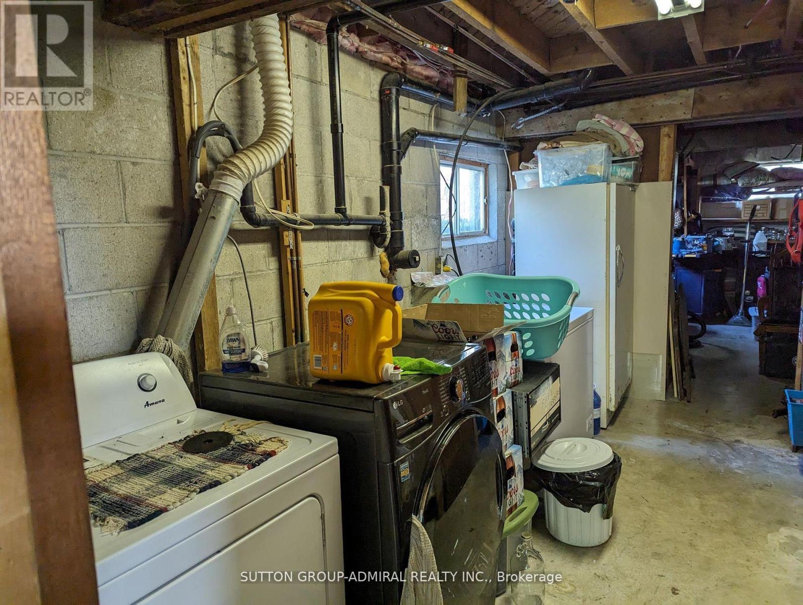 












227005 BRENTHA ROAD

,
Englehart (Central Timiskaming),







Ontario
P0J1H0

