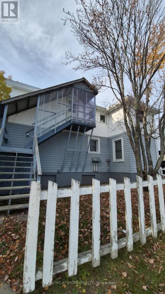 












58 SECOND STREET E

,
Kirkland Lake (KL & Area),




Ontario
P2N1R5

