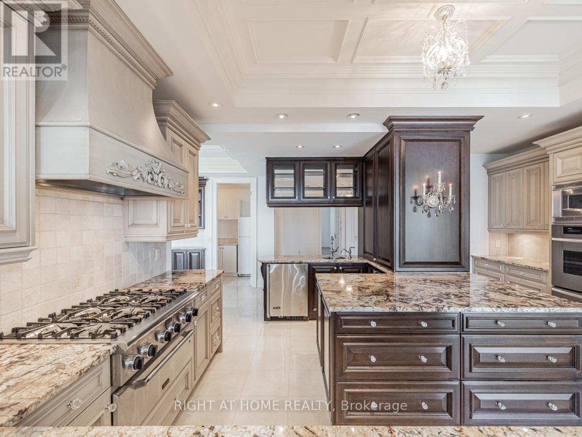 












LPH19 - 2095 LAKE SHORE BOULEVARD W

,
Toronto (Mimico),




Ontario
M8V4G4


