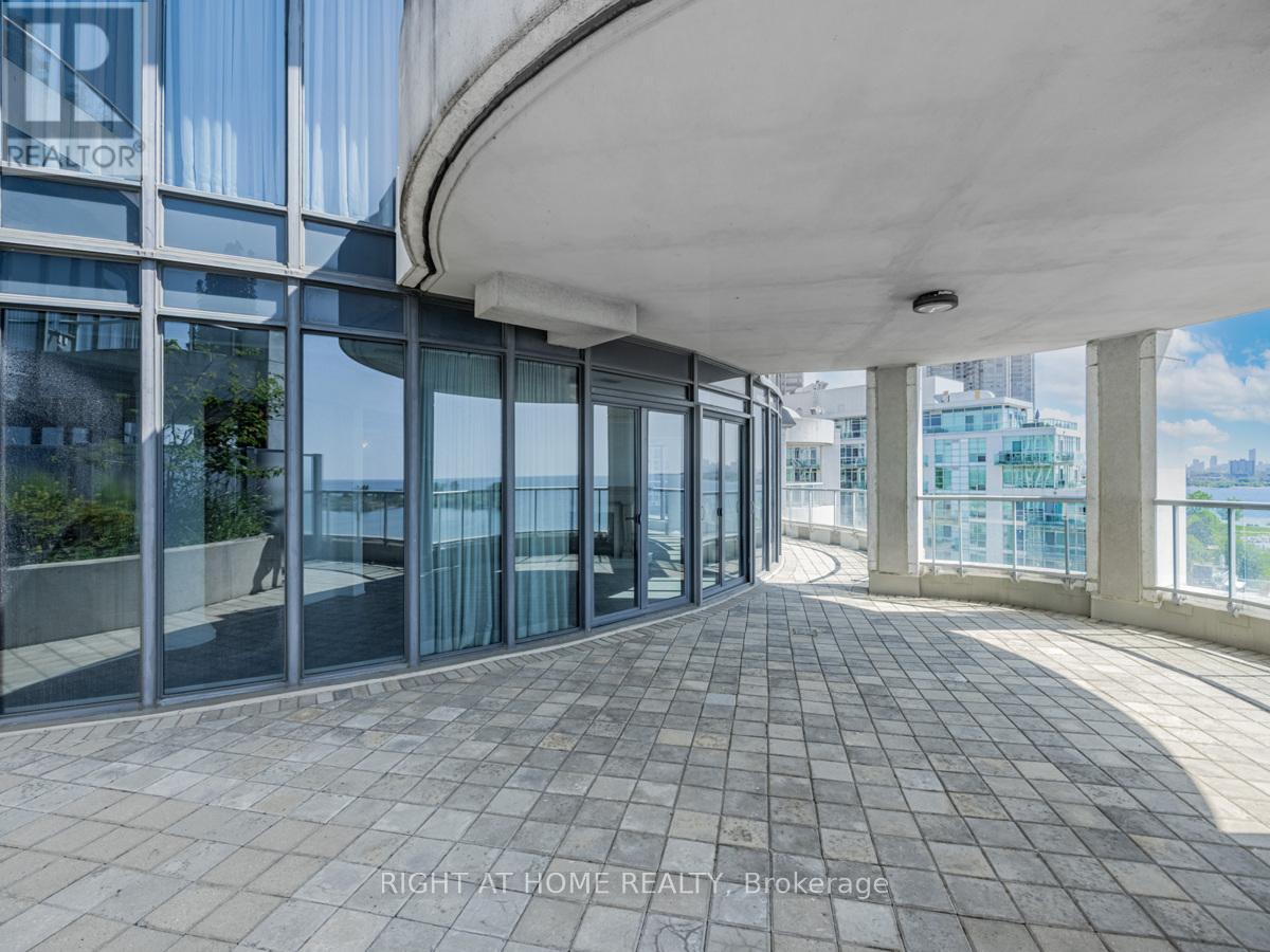 












LPH19 - 2095 LAKE SHORE BOULEVARD W

,
Toronto (Mimico),




Ontario
M8V4G4

