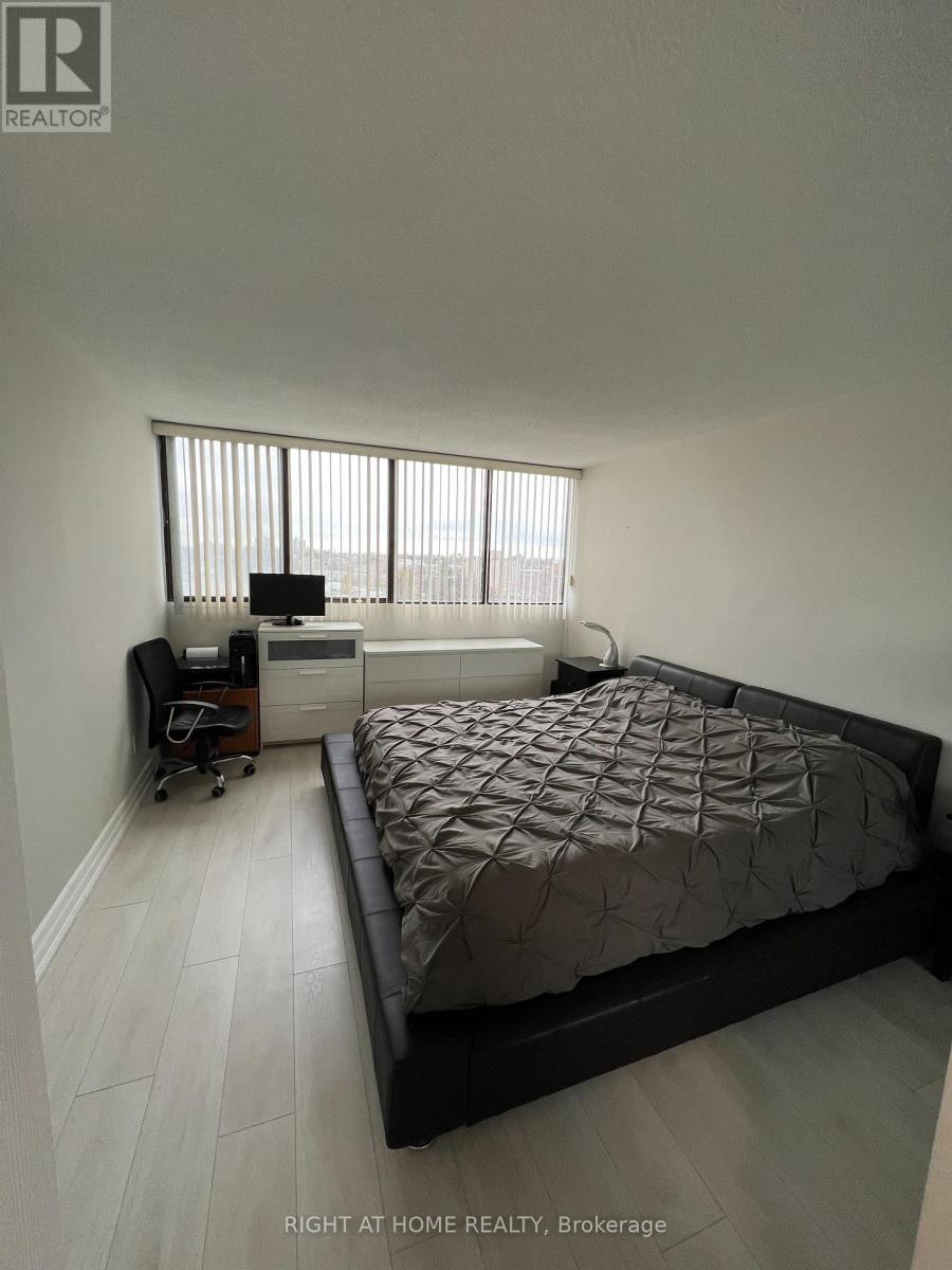 












1018 - 1333 BLOOR STREET

,
Mississauga (Applewood),




Ontario
L4Y3T6

