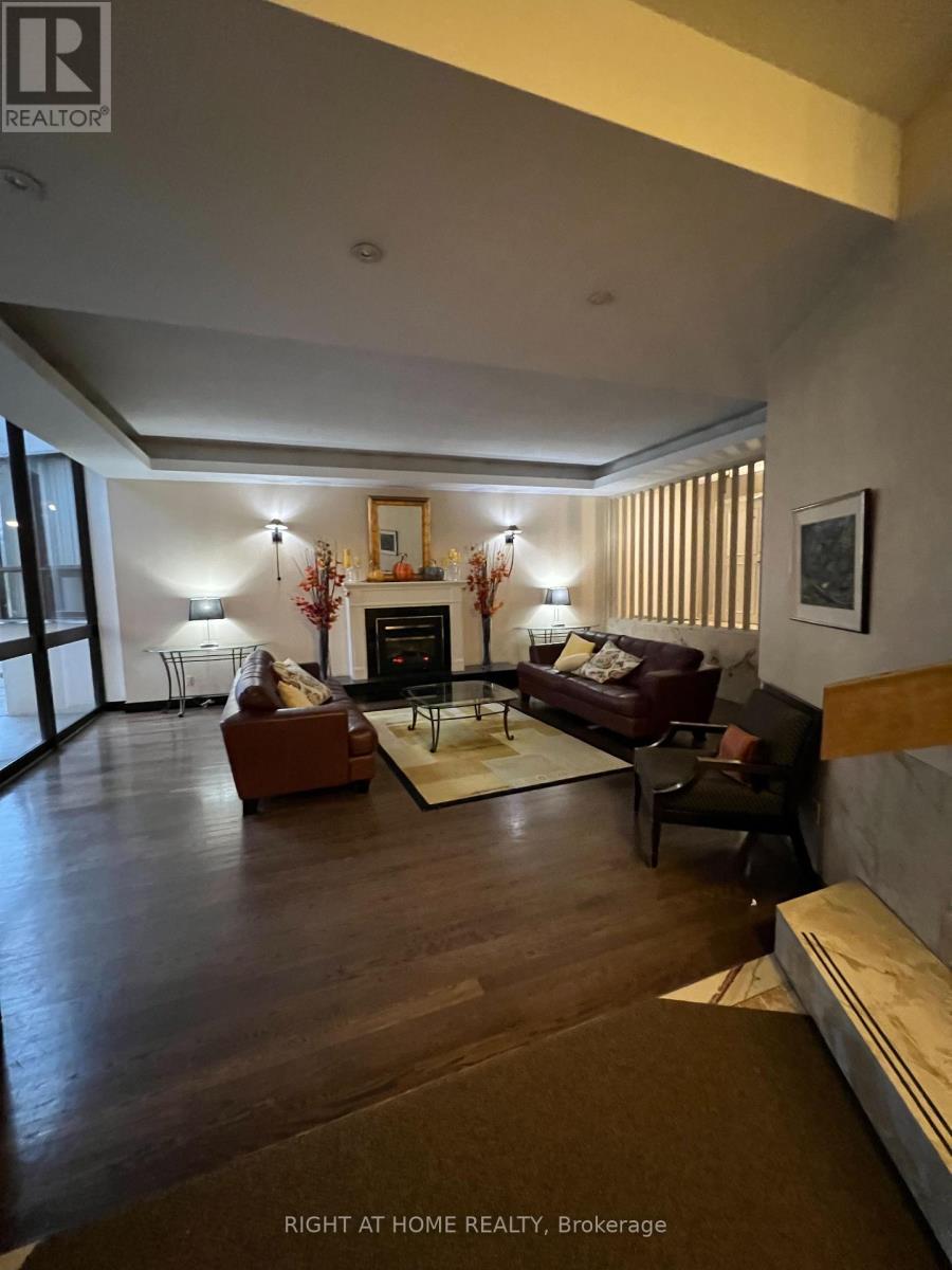 












1018 - 1333 BLOOR STREET

,
Mississauga (Applewood),




Ontario
L4Y3T6


