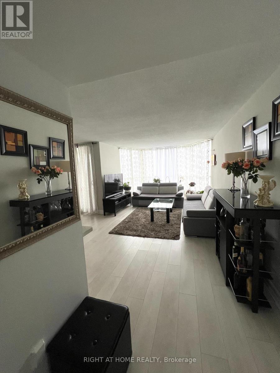 












1018 - 1333 BLOOR STREET

,
Mississauga (Applewood),




Ontario
L4Y3T6

