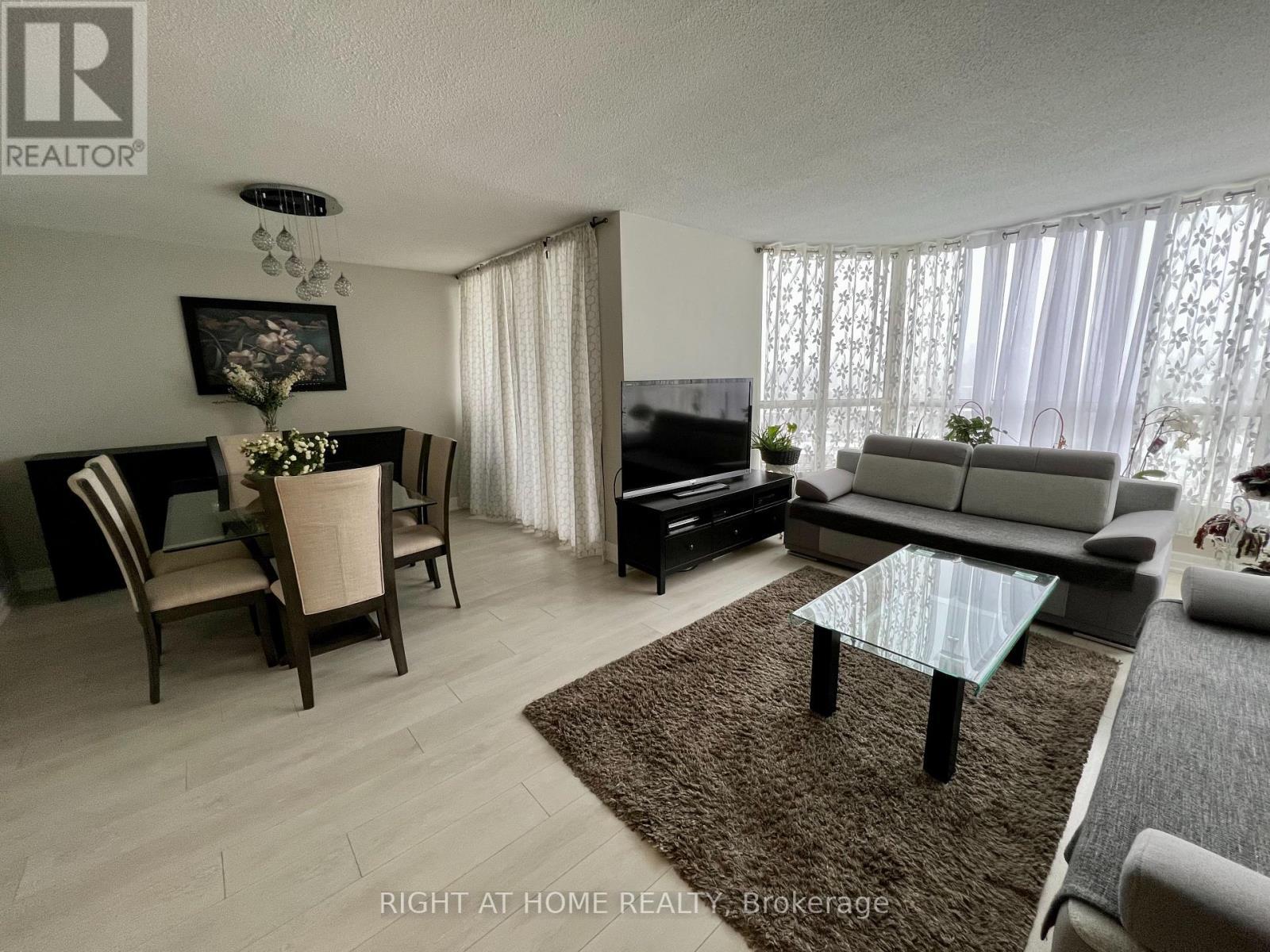 












1018 - 1333 BLOOR STREET

,
Mississauga (Applewood),




Ontario
L4Y3T6

