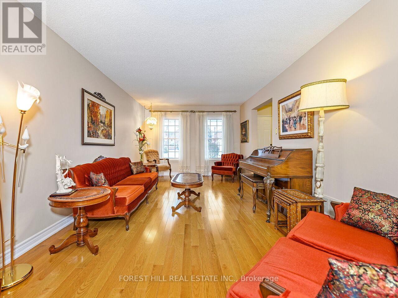 












57 NEWPORT STREET

,
Brampton (Westgate),




Ontario
L6S4N1

