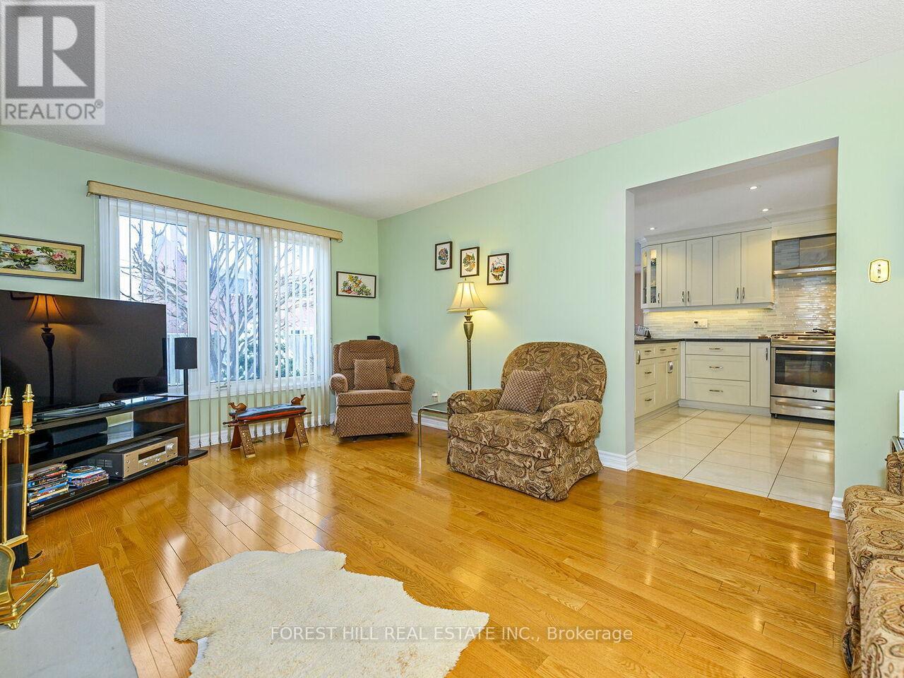 












57 NEWPORT STREET

,
Brampton (Westgate),




Ontario
L6S4N1

