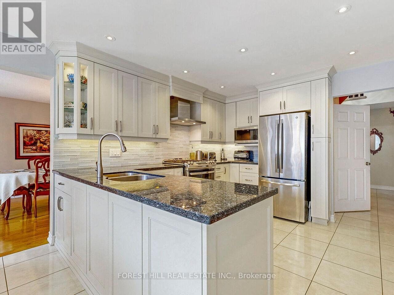 












57 NEWPORT STREET

,
Brampton (Westgate),




Ontario
L6S4N1

